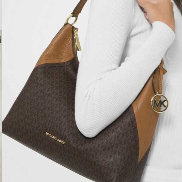 Michael Kors Large Shoulder Bag - Picture 9 of 9